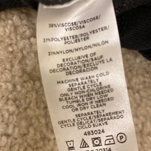 Ann Taylor black Sweater size large - Picture 6 of 6